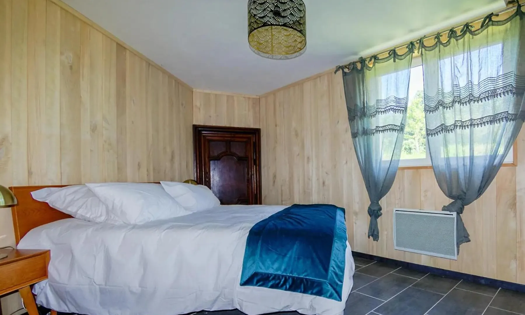 Holiday home Les Gites De La Vallee Du Ceou Gourdon-en-quercy